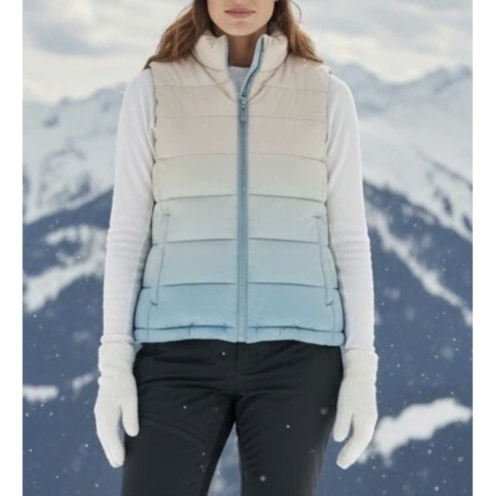 Jackson Hole Women’s Puffer Vest Size S Blue Ombre W/Pockets NWT